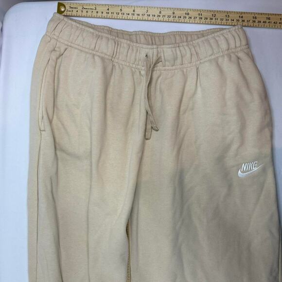 Nike Tan Sweatpants With Adjustable Waistband Size Medium - Picture 5 of 6